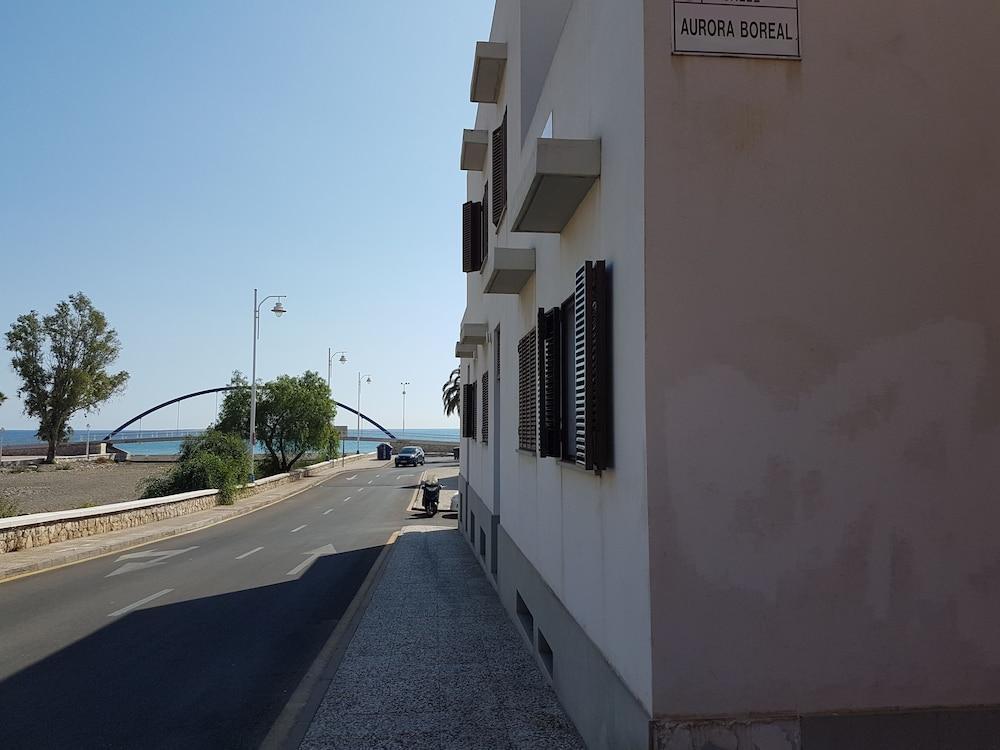 Toctoc Pedregalejo Beach Apartment Malaga Zewnętrze zdjęcie